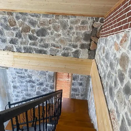 山林小屋 Kovan *