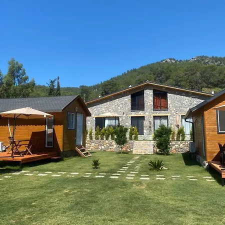 山林小屋 Kovan